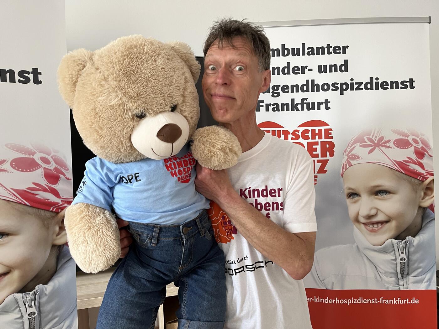 „Maddin“ Schneider ist Botschafter der Deutschen Kinderhospiz Dienste und tritt am 11. April im  Cabaret Queue in Dortmund auf. (Foto: Patrick Reymann)
