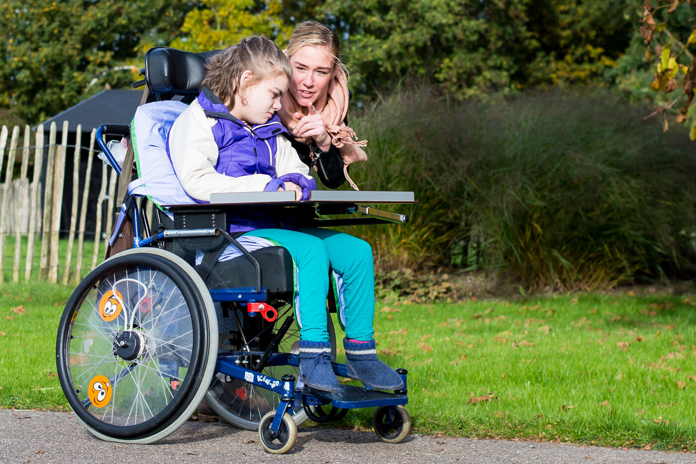 Ohne Ehrenamtliche keine ambulante Kinder- und Jugendhospizarbeit in Dortmund. Deshalb suchen  die Deutschen Kinderhospiz Dienste für den am 25. Oktober beginnenden Kurs kurzfristig noch  Interessierte, die Zeit und Lust haben, regelmäßig ein erkranktes Kind – oder auch dessen gesunde  Geschwister – zu begleiten und damit die Eltern stundenweise von ihrem herausfordernden Alltag zu  entlasten. (Foto: de.depositphotos.com_88312378_Mjowra)