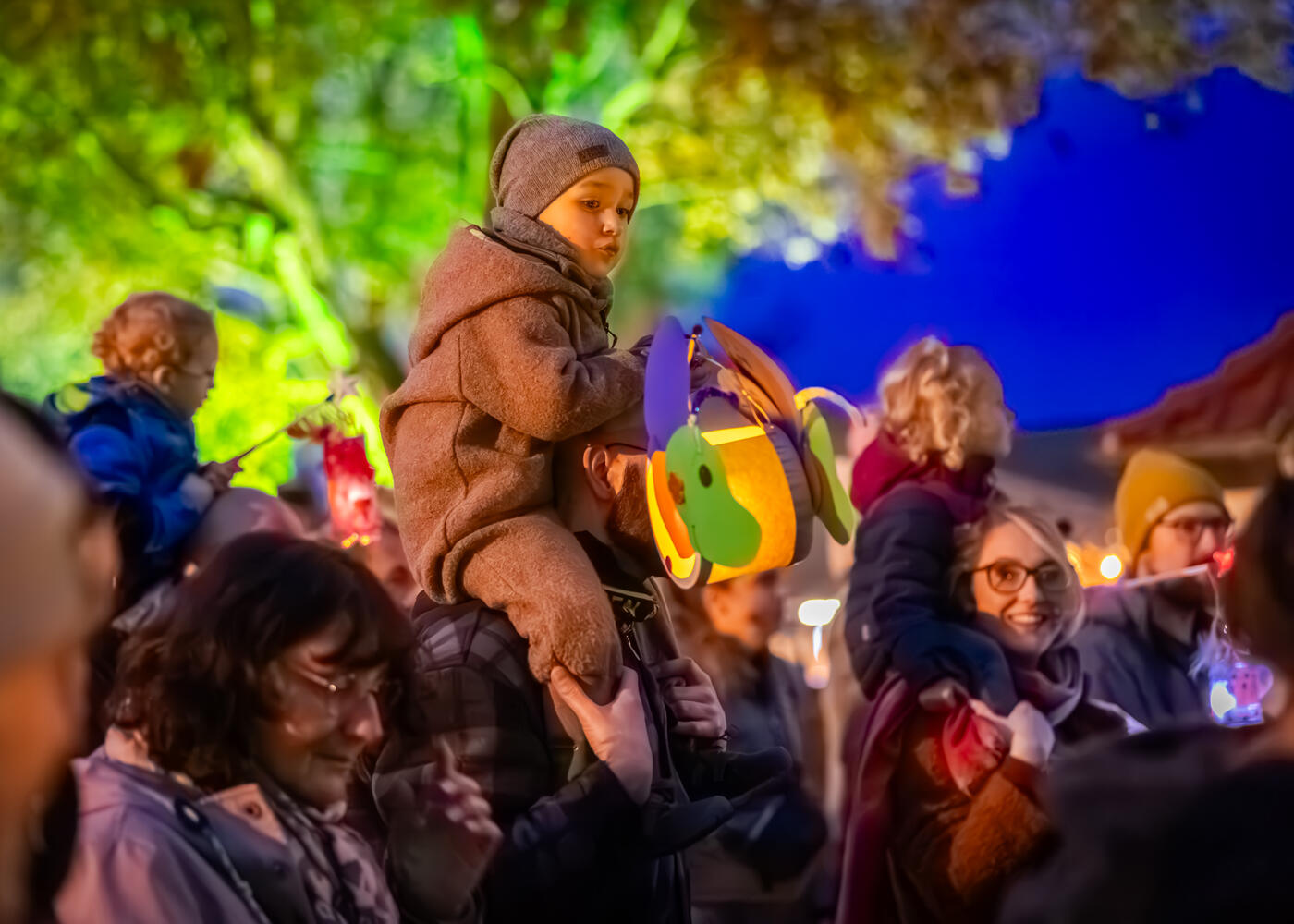  Laternenumzug der help and hope Stiftung auf Gut Königsmühle (Fotos: help and hope Stiftung / Stephan Schütze)